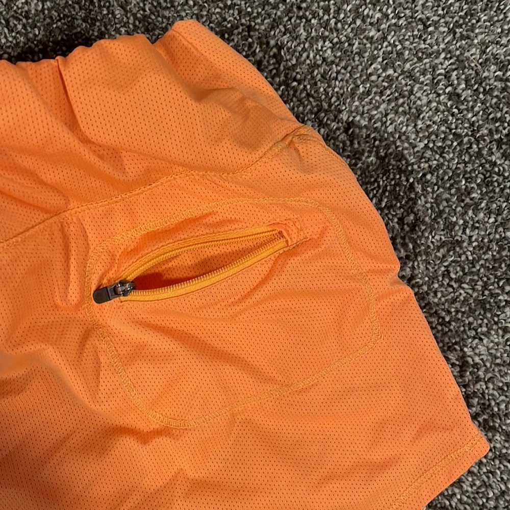 Oiselle Roga Short - Picture 4 of 4
